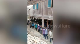 Over 200 villagers lift six-ton house by hand in jaw-dropping feat