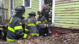 US: Deck Collapse Traps Two Wheelchair Users In Indianapolis Home