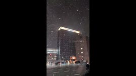 Light Snowfall Stuns Hiroshima as Rare Early-Season Flurry Draws Over a Million Views