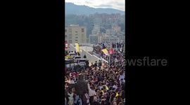 Lebanon: Moment of Pope Leo XIV's procession departing from the Hospital of the Cross Convent in Jall El Dib