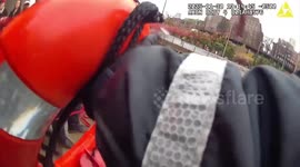 US: Cops Leap Into Freezing New York Harbor To Save Struggling Man