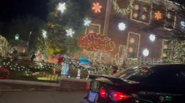 Neighbours impressed by home with extravagant Christmas lights in Brooklyn