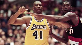 UNCAPTIONED: Former Lakers Star and NBA Champion Elden Campbell Dies at 57