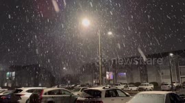 US: Heavy Wet Snow Falls Early Morning in Norman, Oklahoma
