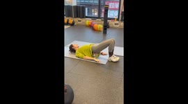 Cat causes funny workout mishap in Beijing, China