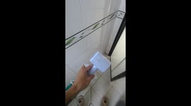 Hair dryer switch unexpectedly controls ceiling light in Sichuan, China