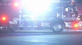 US, Los Angeles: North Hollywood Semi Truck Crashes Into Building