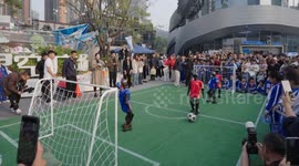 China: Interactive robot show in Shenzhen wows crowds, offers glimpse into future potential