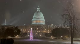 US: Washington D.C. Sees First Measurable December Snow in Eight Years