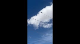 Drone snags line and begins uncontrollable mid-air spin