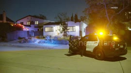 US, Los Angeles: Mid-Wilshire Residential Window Smashed Masked Suspects Flee
