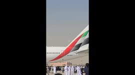Tragic Fighter Jet Crash at Dubai Airshow