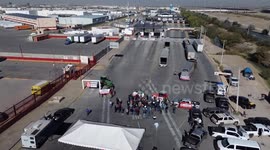 Mexican farmers shut down cargo bridges in Ciudad Juarez amid Water Law vote