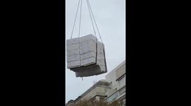 Insulation materials fall from crane in Le Havre, France