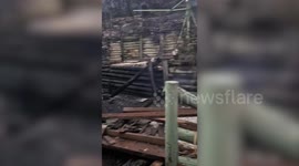 Up to 16 houses destroyed, emergency warnings issued as bushfires sweep through eastern Australia