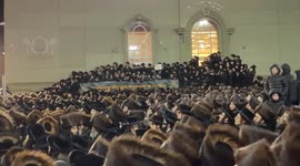 A sea of black: Thousands attend joyous celebration at New York Hasidic wedding