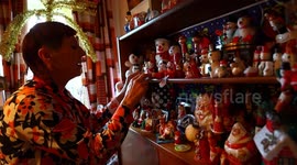 Mum's home is time capsule to 1960s Christmas thanks to 1,000 vintage decorations