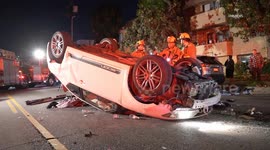 US, Los Angeles: Van Nuys Vehicle Crashes Into Parked Cars And Flips