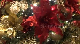 Red and gold Christmas sparkle at Holiday Inn London - Kensington