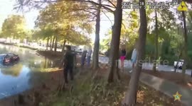 US: Florida Deputies Rescue Man Who Drove Into Pond