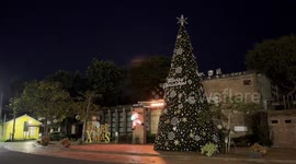 Taiwan: People Enjoy Christmas Decorations