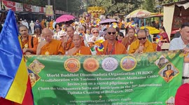 Buddhist monks host international peace festival in India