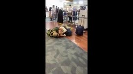 American tourists clash at Philippine airport left behind by flight