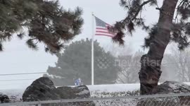 US: Heavy Lake Effect Snow Hits Upstate New York