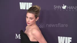 UNCAPTIONED: Lili Reinhart undergoes endometriosis surgery