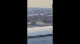 Man Apprehended After Climbing Onto Plane at Guadalajara Airport
