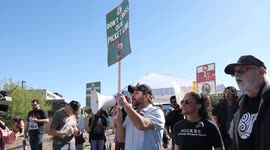 AZ: Senator Ruben Gallego joins union Starbucks baristas on picket line