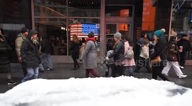 US: First Snowfall Of The Season In New York City