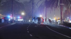 US, Los Angeles: Downtown Los Angeles Police Pull Pursuit Suspect Out Of Vehicle After Crashing
