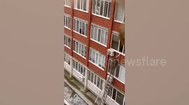 Firefighter narrowly escapes alive as huge explosion goes off inside flat