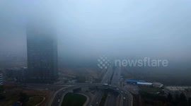 DRONE - Dense fog disrupts daily life in Duhok