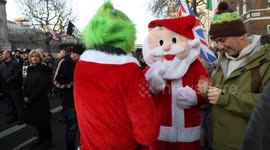 Far-right activist Tommy Robinson holds Christmas-themed event in London