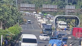 Thai army blocks fuel exports to Laos over fears supplies could reach Cambodian troops