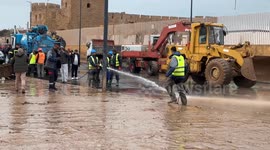 Flash floods kill 37 in western Morocco (2)