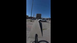 Mother stops child from running into bike path in Ciudad Juárez, Mexic