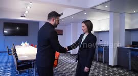 Zelenskyy meets Moldovan President Sandu in The Hague