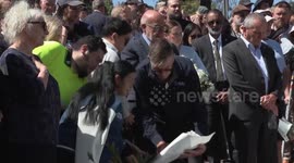 Australia: Bondi community gathers to honor victims after beach shooting