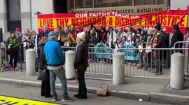 US: Faith Leaders Chain Themselves To ICE Headquarters In San Francisco Protest