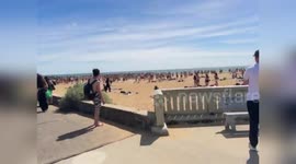 Australia: Riot Police Respond To Massive Teen Brawl And Supermarket Chaos In Mordialloc