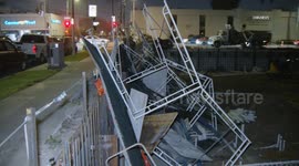 US, Los Angeles: Fairfax Construction Scaffolding Blows Over In High Winds