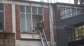 35 Firefighters Tackle Blaze in Birmingham's infamous Jewellery Quarter