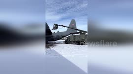 US: Airmen De-Ice C-130 Aircraft At Rosecrans Air National Guard Base