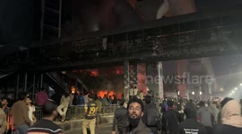 Protest erupts in Dhaka after death of Bangladeshi political leader Hadi (2)