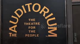 Protesters rally outside Michael Rapaport's show in Chicago