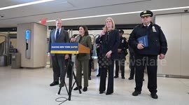 US: Gov. Kathy Hochul Announces Subway Crime Has Dropped To Lowest In 16 Years