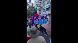 Anti-war protesters gather in Cambodia as army continues fighting Thailand along border
